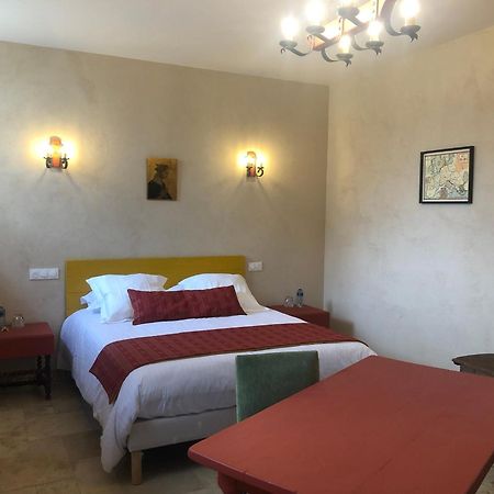 chambre d'hôtes Le Domaine de la Vallée Saint-Martin-de-Varreville Esterno foto