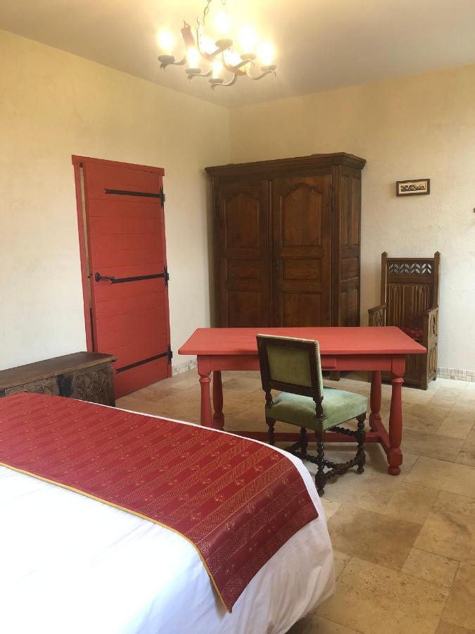 chambre d'hôtes Le Domaine de la Vallée Saint-Martin-de-Varreville Esterno foto
